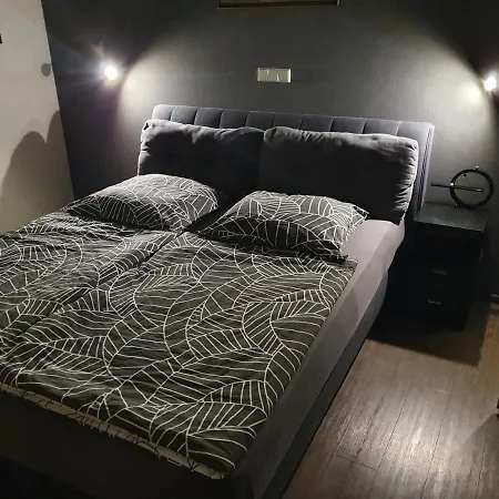 Schlafzimmer, Ruhige Lage In Meppen --- Check-In Mit Schluesselkasten Exterior photo