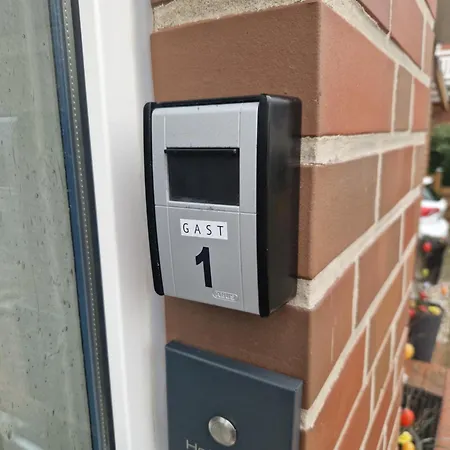 Schlafzimmer, Ruhige Lage In Meppen --- Check-In Mit Schluesselkasten Exterior photo